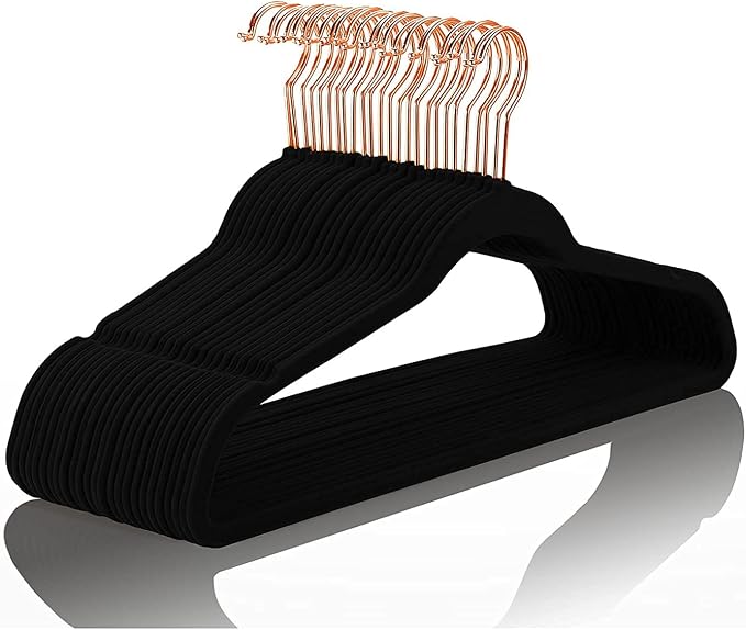 MIZGI Premium Velvet Hangers Heavy Duty- Non Slip Felt Hangers by MIZGI