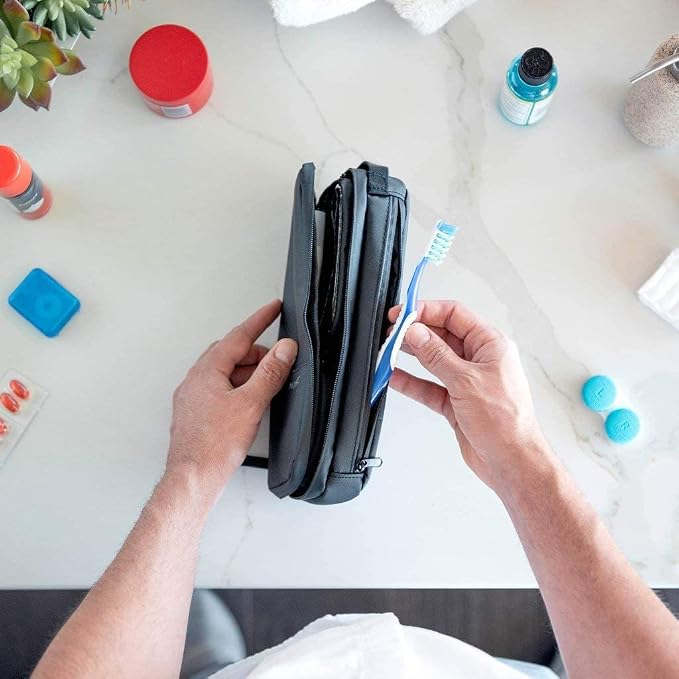 NOMATIC Toiletry Bag for Trips - Image 6