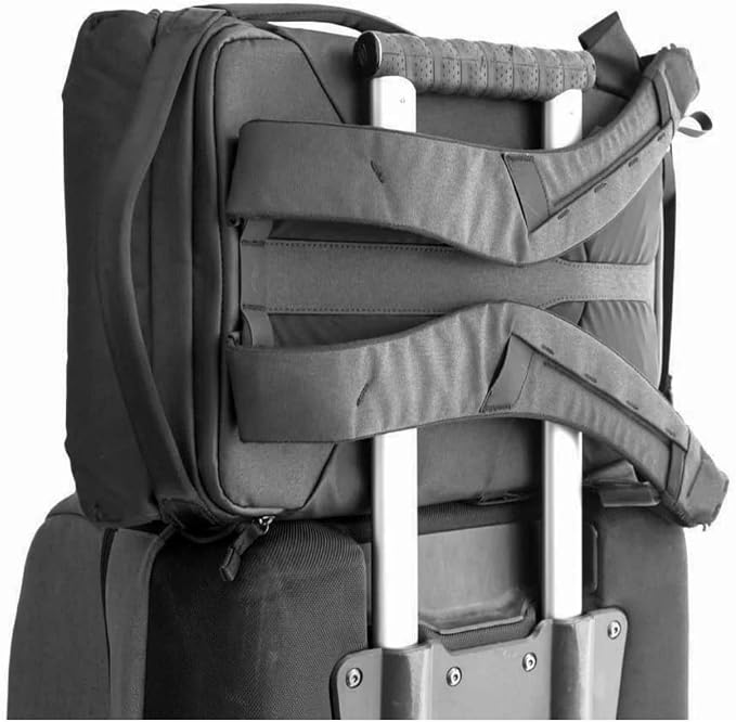 Peak Design Everyday Backpack 30L, MagLatch Top, Dual Side Access, FlexFold - Image 7