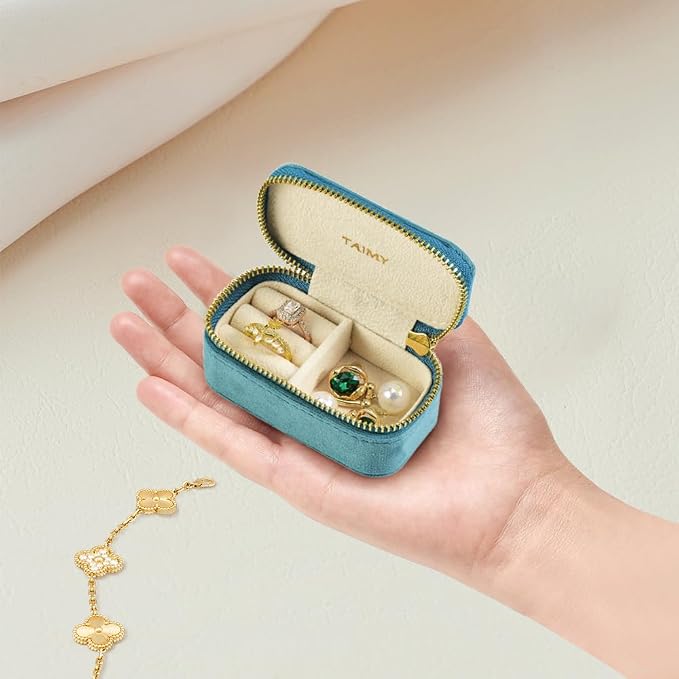 Small Travel Jewelry Case, Mini Tiny Plush Velvet Jewelry Box - Image 2