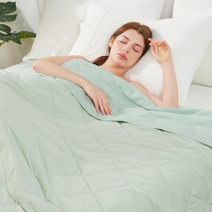 Cozy Bliss Cooling Blanket for Hot Sleepers, Q-Max 0.4 Cooling Comfort Queen by CozyBliss