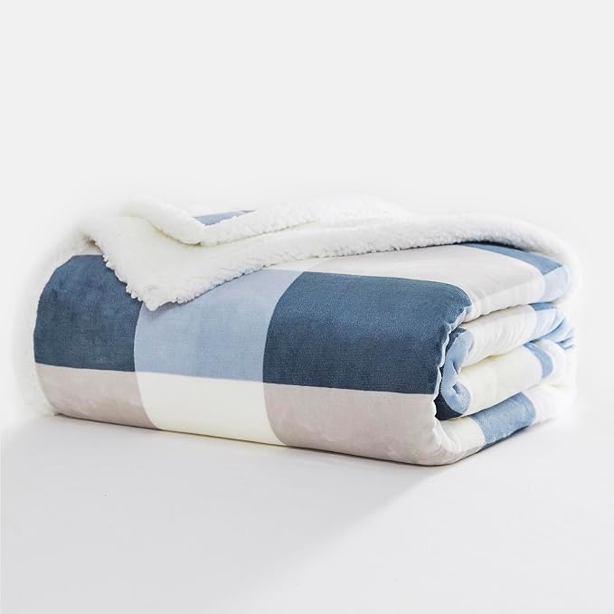 PU MEI 50"x60" Sherpa Fleece Blanket - Image 8