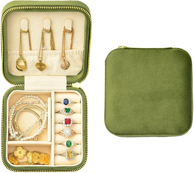 Travel Jewelry Case, Small Plush Velvet Jewelry Box by TAIMY