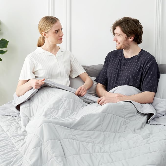 Cozy Bliss Cooling Blanket for Hot Sleepers, Q-Max 0.4 Cooling Comfort King Size by CozyBliss