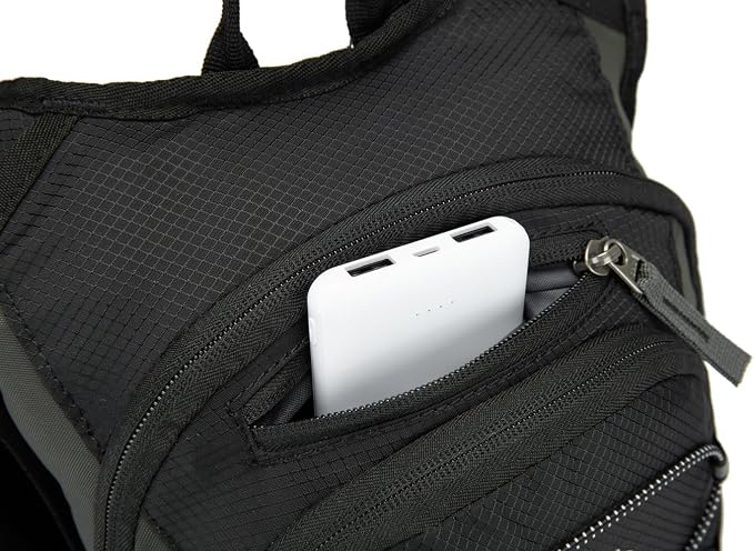 Hydration Pack Backpack with 3L Water Bladder - Image 6