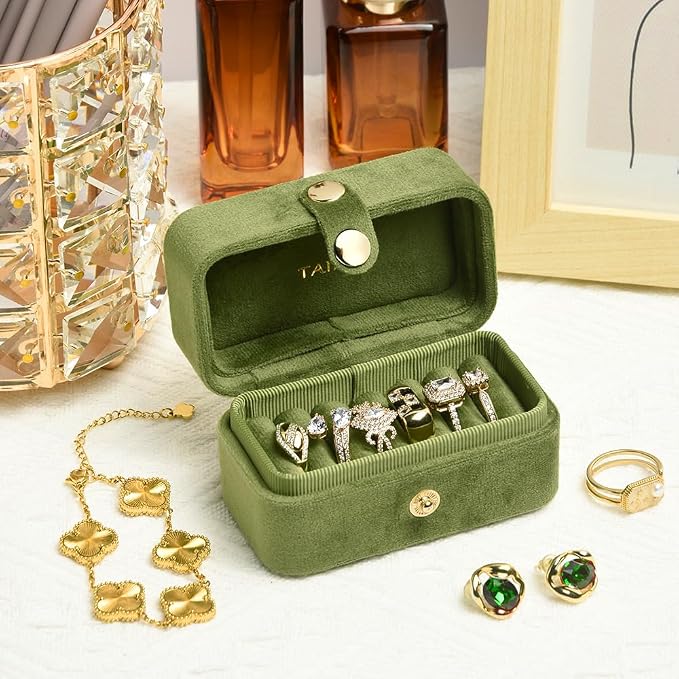 Travel Jewelry Case, Portable Pocket Size Small Plush Velvet Ring Box - Image 5
