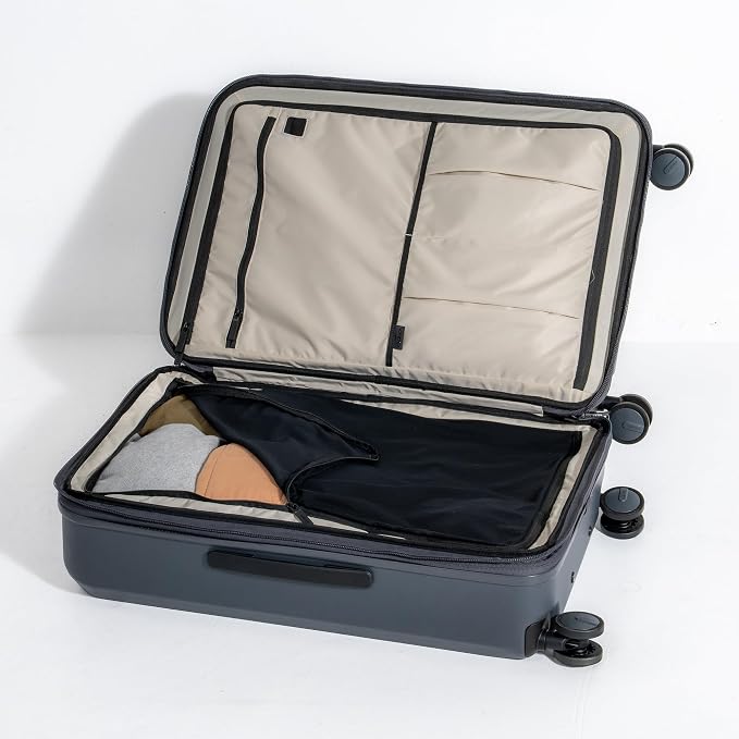 OGIO Pace Pro Hybrid Wheeled Travel Bag - Image 2