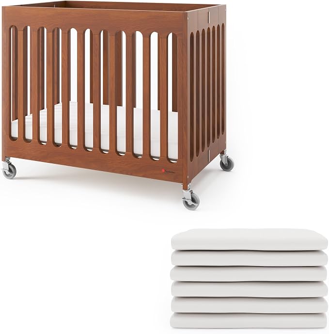 Foundations Boutique Folding Hotel Crib and Sheet Bundle by FoundationsChildrensProducts