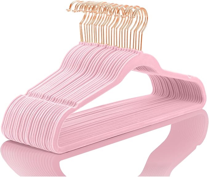 MIZGI Premium Velvet Hangers Heavy Duty by MIZGI