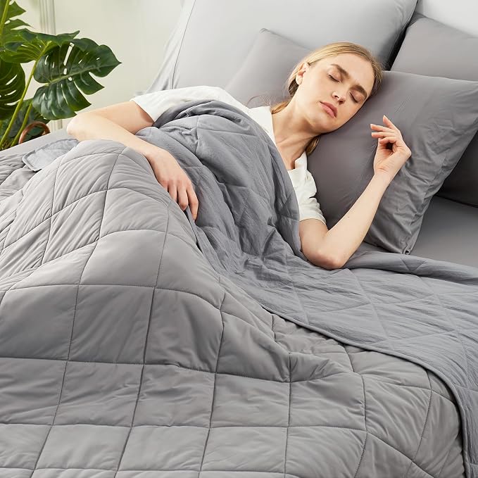Cozy Bliss Cooling Blanket for Hot Sleepers, Q-Max 0.4 Cooling Comfort King Size by CozyBliss