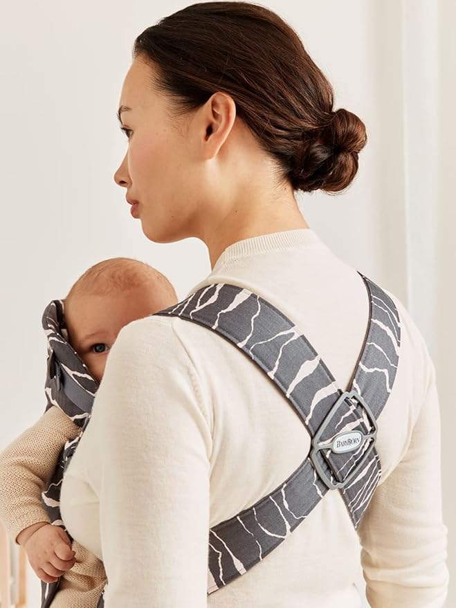 BabyBjörn Baby Carrier Mini, Anthracite/Landscape Print, Cotton | Newborn - Image 8