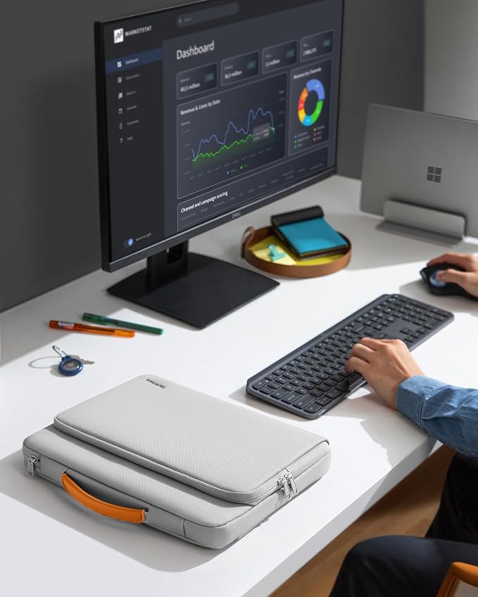 tomtoc 360° Protective Laptop Sleeve - Image 9