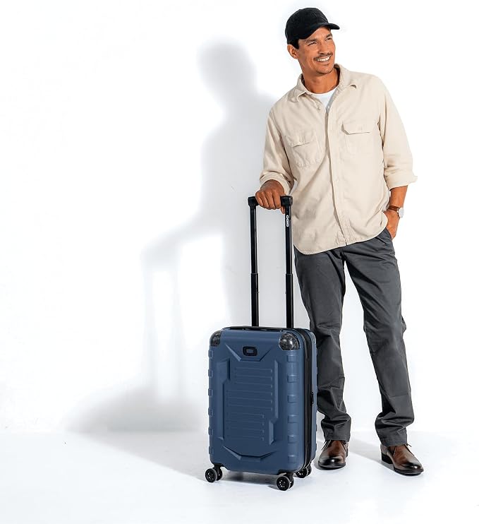 OGIO Renegade Vault Wheeled Travel Bag - Image 3