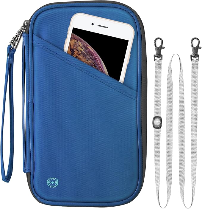 RFID Passport Holder for Family by PTRAVEL%C2%B7DESIGN