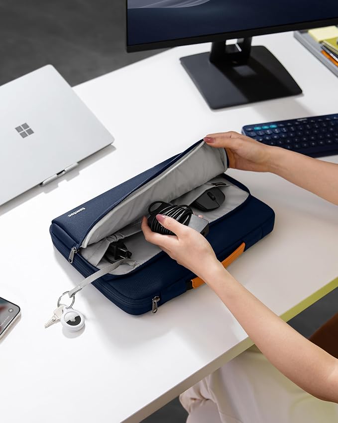 tomtoc 360 Protective Laptop Carrying Case - Image 8