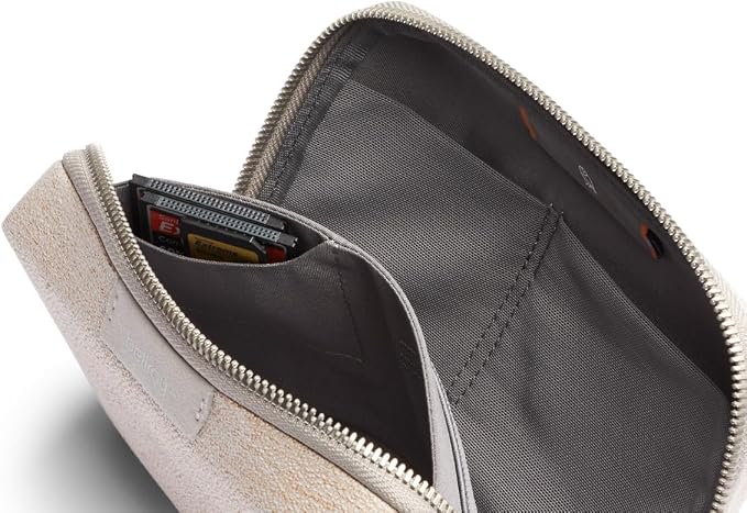 Bellroy Tech Kit Compact - Image 7