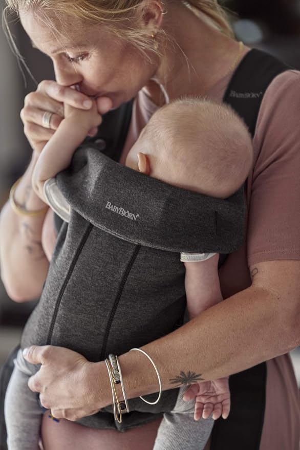 BabyBjörn Baby Carrier Mini, Charcoal Gray, 3D Jersey | Infant Carrier - Image 2