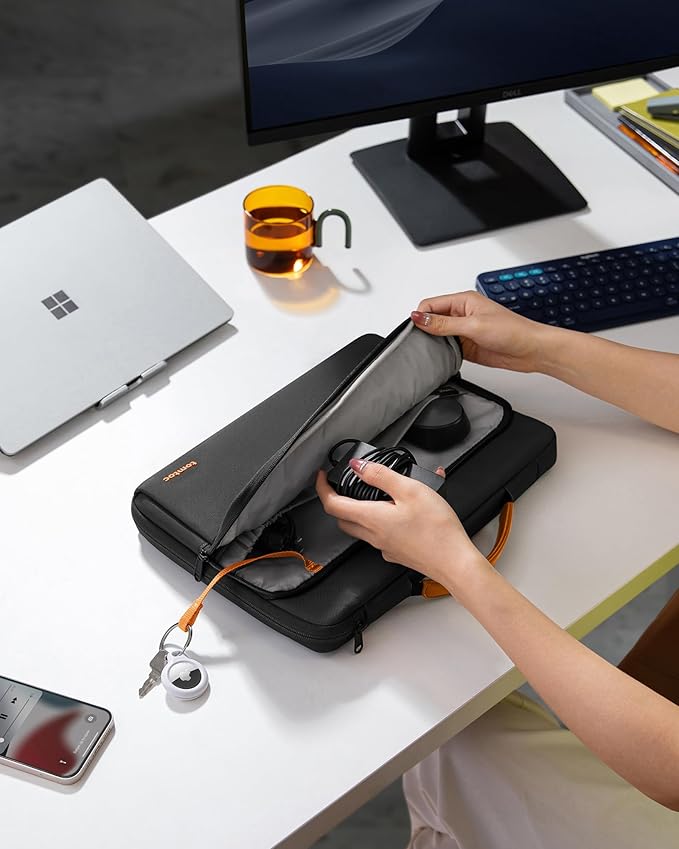 tomtoc 360 Protective Laptop Carrying Bag - Image 7