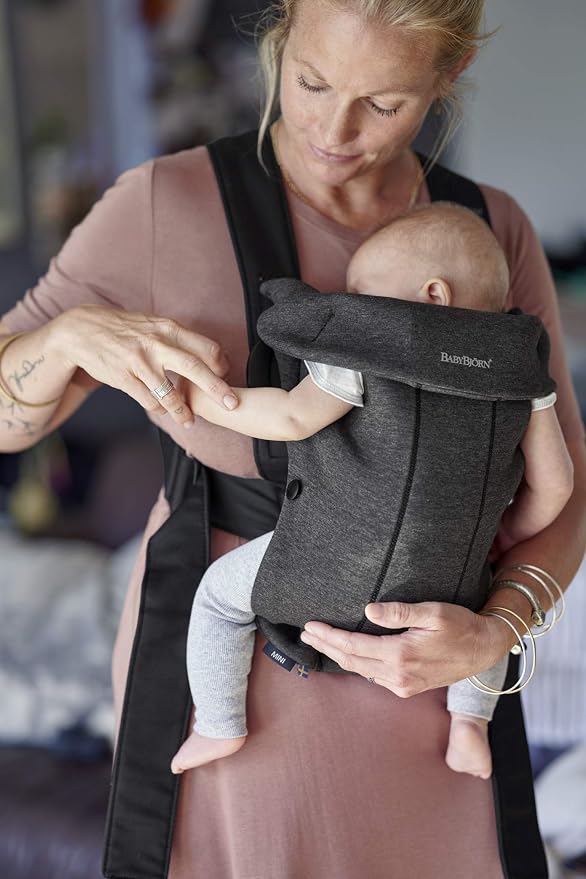 BabyBjörn Baby Carrier Mini, Charcoal Gray, 3D Jersey | Infant Carrier - Image 4
