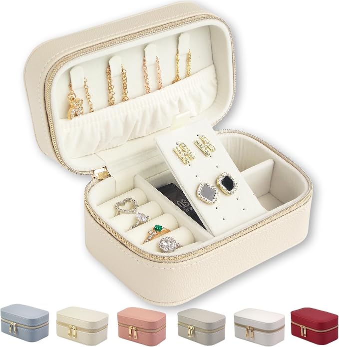 Small Travel Jewelry Case With PU Leather, Sturdy And Smooth Gold Metal Zipper by Betvivsmalltraveljewelrycase