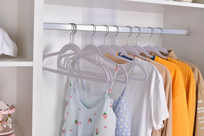 Quality Hangers 160 Pack Non-Velvet Plastic Hangers - Image 2