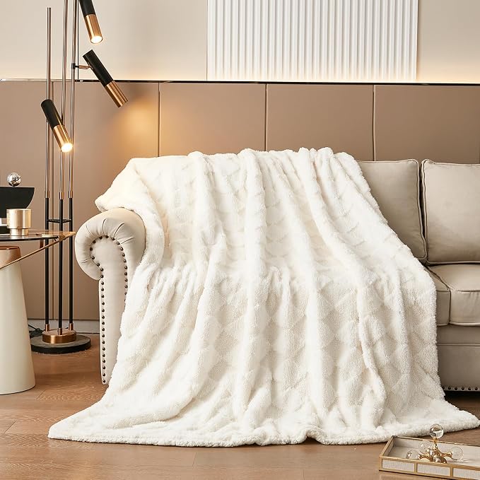 PU MEI Luxury Faux Fur Rabbit Fur Throw Blanket White 90"x80", Plush Reversible - Image 3