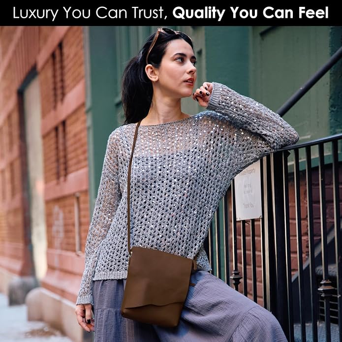 ili New York Leather Mini Sac Crossbody - Image 3