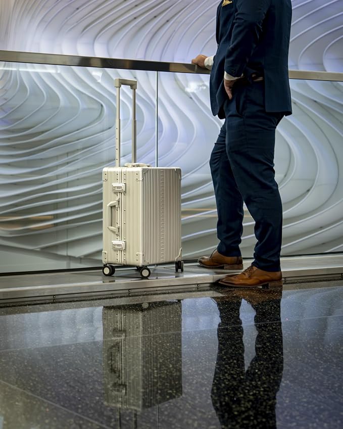All Aluminum Lightweight Carry-On Luggage - Image 4