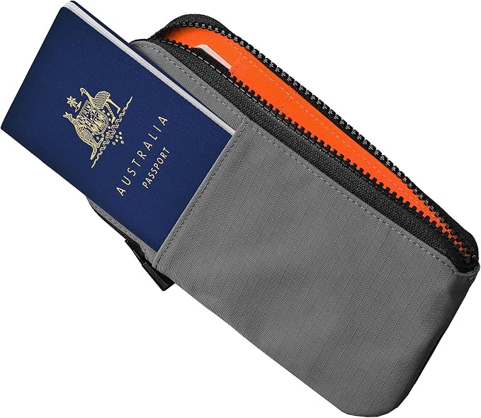 ALPAKA Zip Travel Wallet by ALPAKA