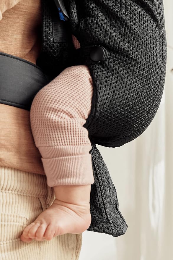 BabyBjörn Baby Carrier Mini, 3D Mesh | Newborn Carrier, Easy-to-Use - Image 9