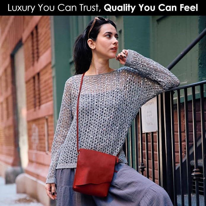 ili New York Leather Mini Sac Crossbody - Image 3