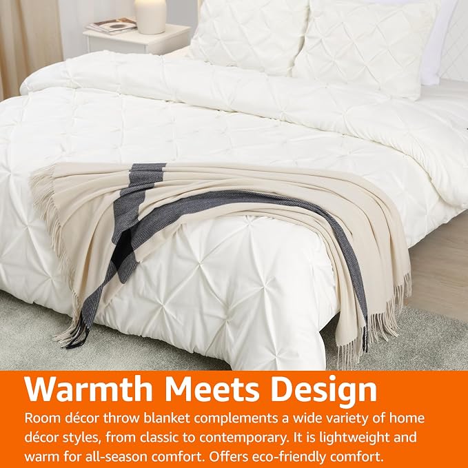 Amazon Basics Room Decor Throw Blanket, Lightweight and Cozy in Polyester - Image 7