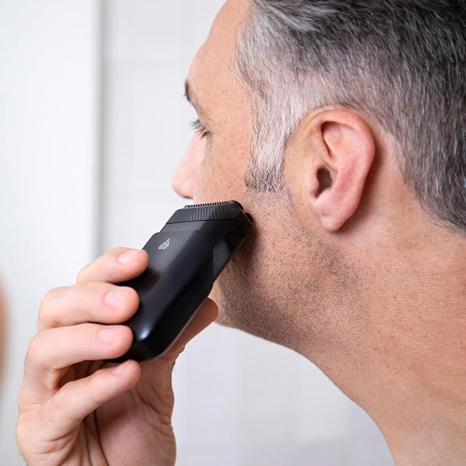 MANSCAPED® The Handyman™ Compact Face Shaver – Portable Men’s Travel Facial - Image 8