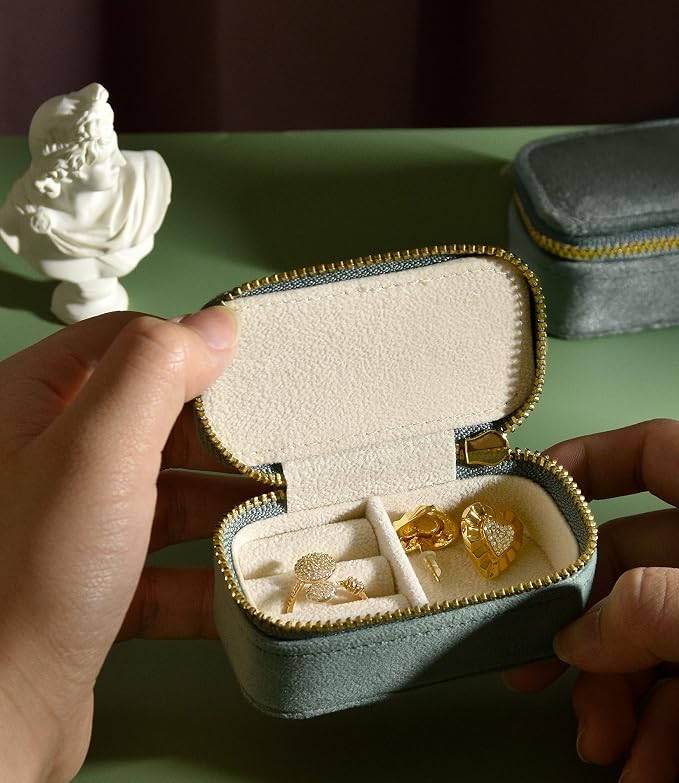 TAIMY Mini Jewelry Travel Case, Velvet Small Travel Jewelry Box, Portable - Image 3