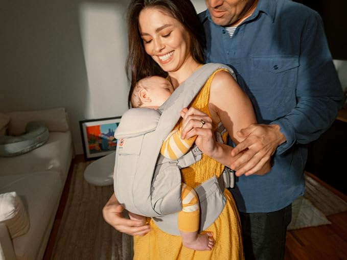 Ergobaby Omni Deluxe Baby Carrier Newborn to Toddler - Image 8