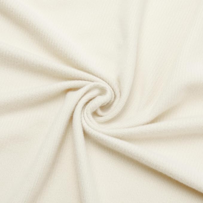 Amazon Basics Room Decor Throw Blanket, Lightweight and Cozy in Polyester - Image 5