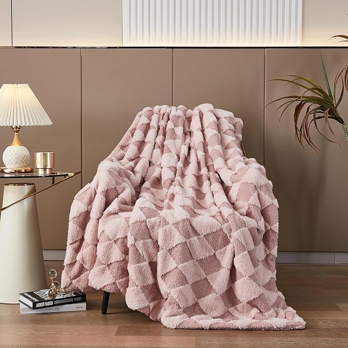 PU MEI Luxury Faux Fur Rabbit Fur Throw Blanket Pink 90"x80", Plush Reversible - Image 4