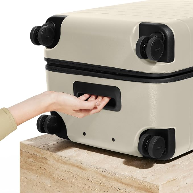 Away Large Trunk Luggage, 31 Inch Hardside Suitcase - Image 8