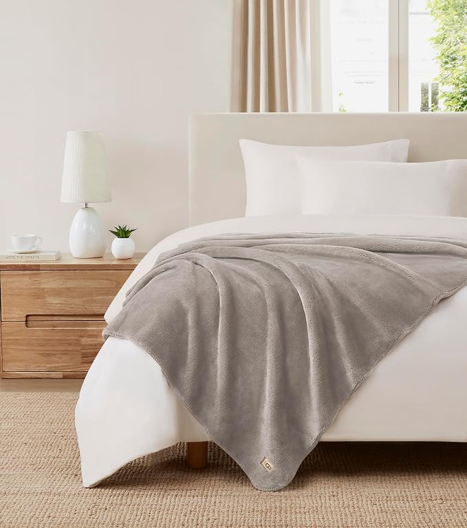 UGG Whitecap Plush Throw Blanket Fleece Lightweight Soft Throw - Image 7