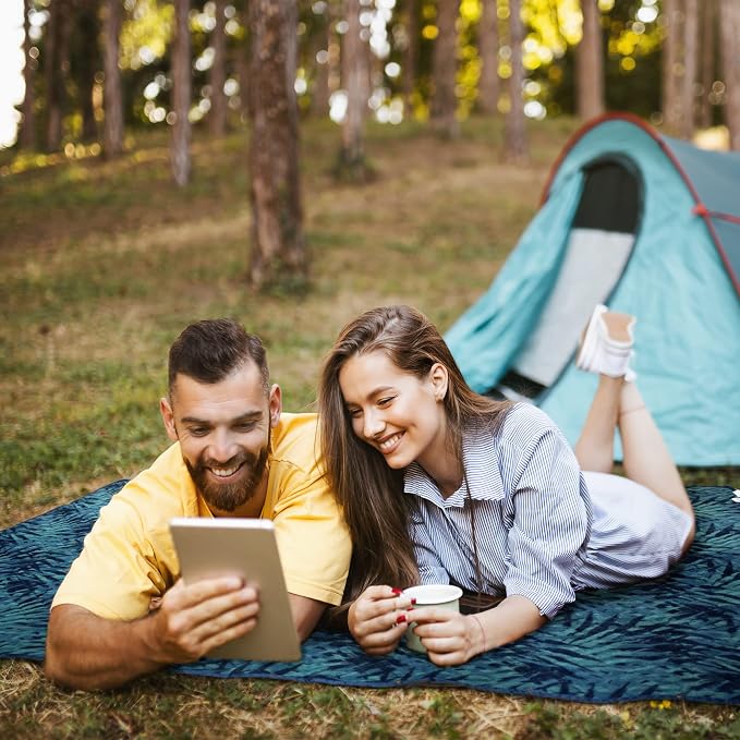 Outdoor Waterproof Blanket, Foldable Fleece Stadium Blanket - Image 8