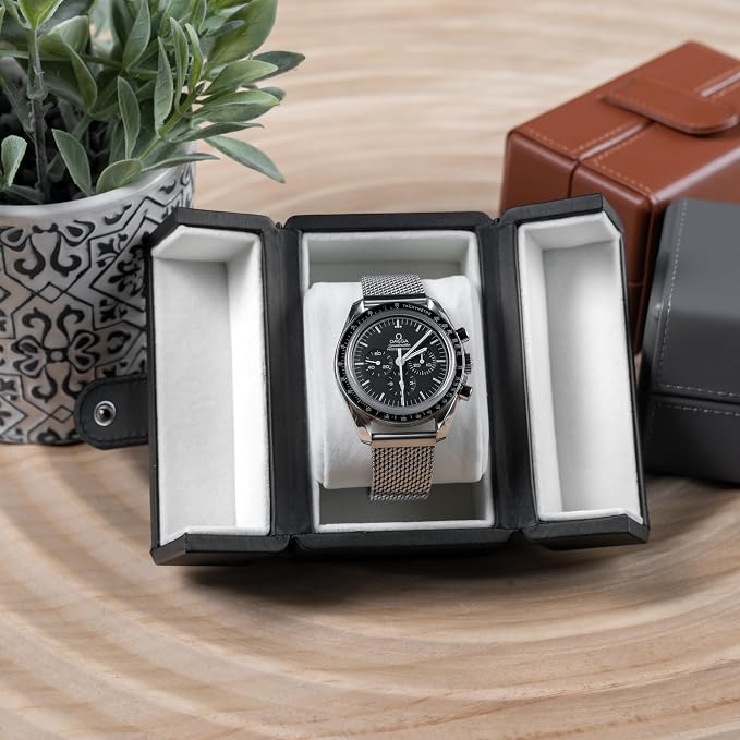 Single Travel Watch Case - Image 4