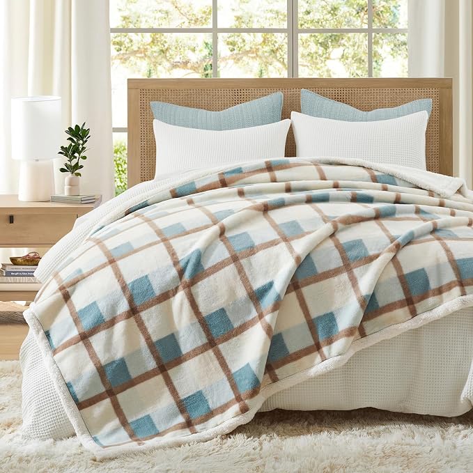 PU MEI Super Soft Faux Rabbit Fur Sherpa Fleece Throw Blanket, Reversible - Image 8