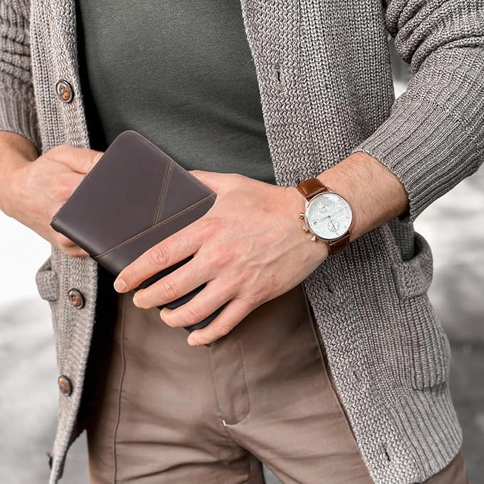 Polare Full Grain Leather Passport Holder - Image 6