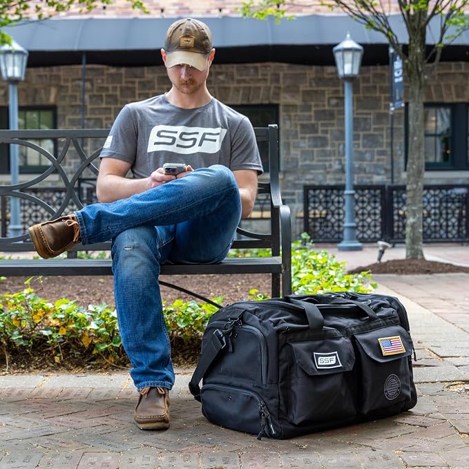 Serious Steel Fitness Heavy Duty 1000D Nylon Duffel Gym Bag - Image 9