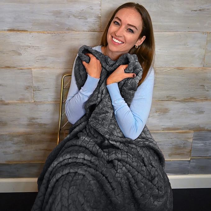EverSnug Premium Travel Blanket Pillow - Image 2