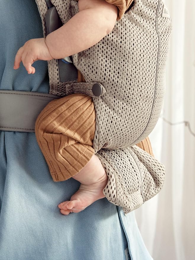 BabyBjörn Baby Carrier Mini, 3D Mesh Newborn Carrier, Easy-to-Use - Image 6